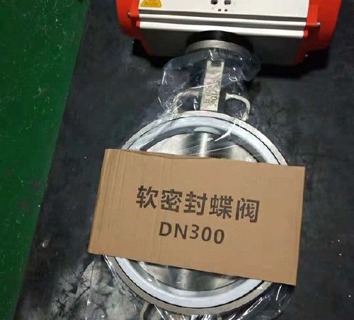 氣動(dòng)襯氟蝶閥 氣動(dòng)襯氟蝶閥